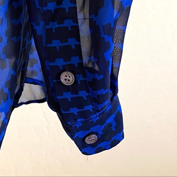 Vince Camuto Blue Black Sheer Hi-Low Blouse Top XS - Picture 5 of 8